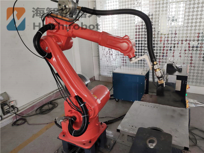 六軸機械手臂聯(lián)動