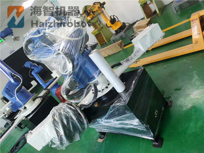 機械手噴涂轉(zhuǎn)臺 9軸聯(lián)動自動噴漆機