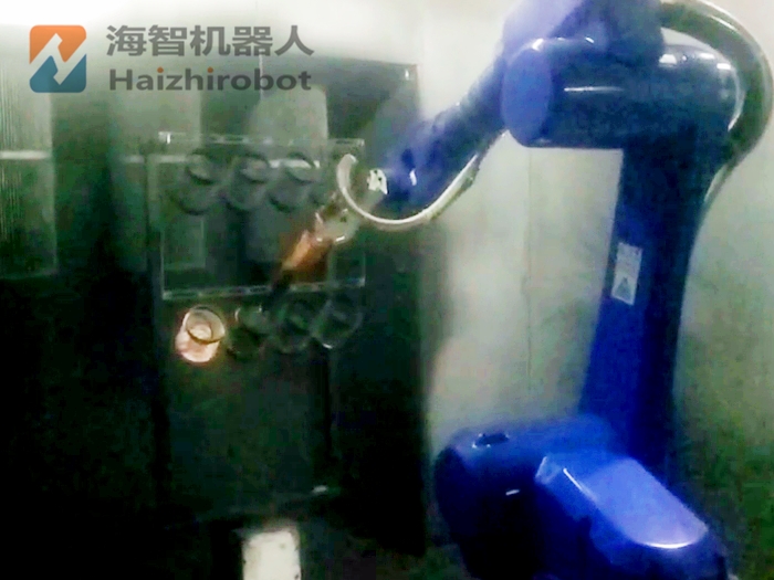 轉(zhuǎn)臺噴粉機(jī)器人-噴塑機(jī)械手定制案例