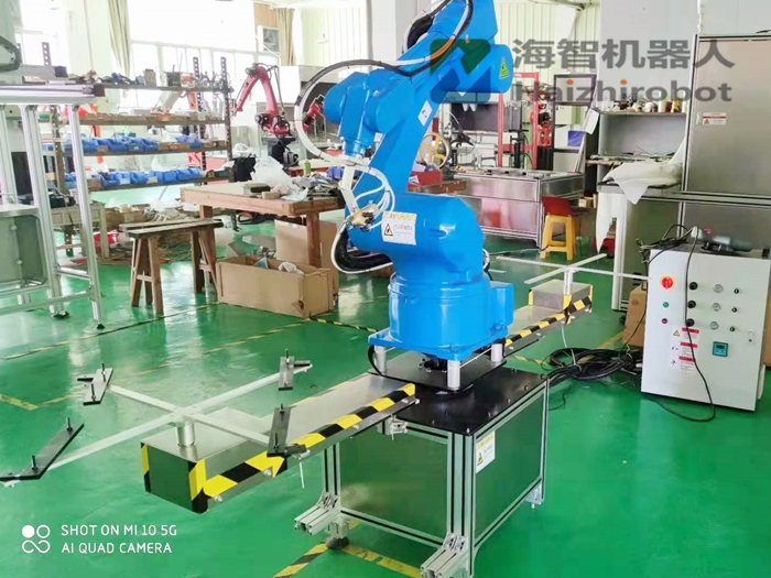 浙江電器噴涂，轉(zhuǎn)臺(tái)噴粉噴漆機(jī)器人項(xiàng)目